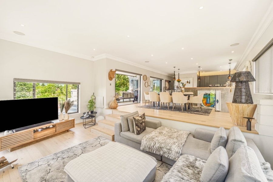 4 Bedroom Property for Sale in Tamboerskloof Western Cape